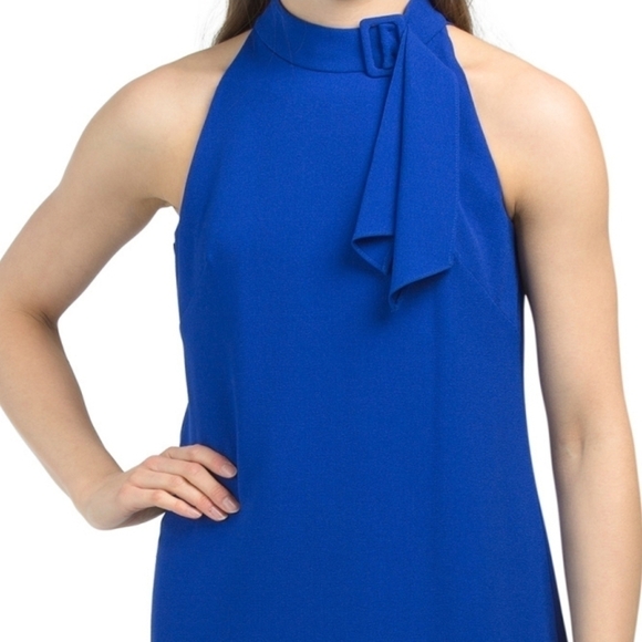 VINCE Camuto Stretch Crepe Halter Neck Dress - Picture 3 of 5